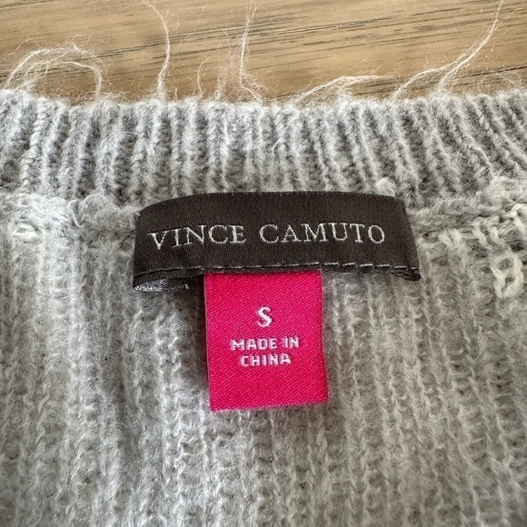 Vince Camuto Womens Gray Geometric Argyle Crew Neck Fuzzy Sweater Size Small - Picture 8 of 9